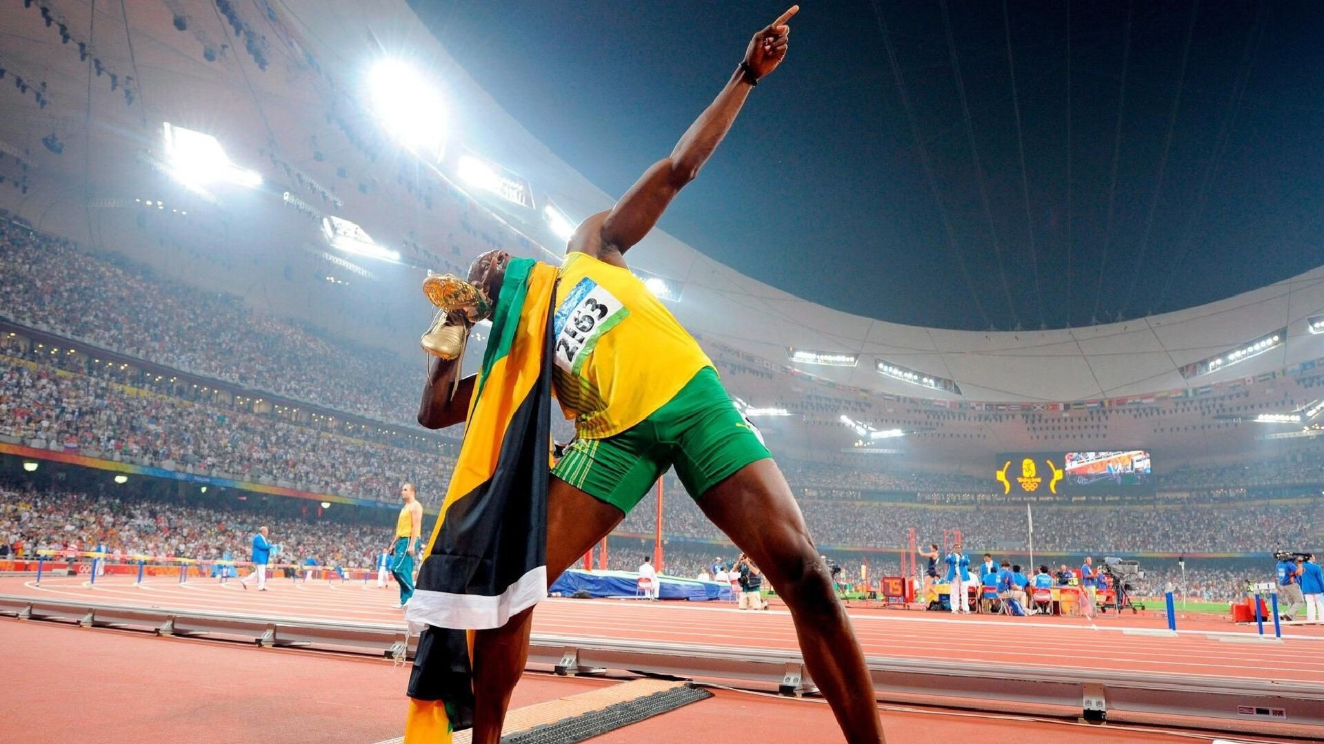 混合泳个人赛吉尔吉斯斯坦选手全面挑战，吉尔吉斯斯坦运动员