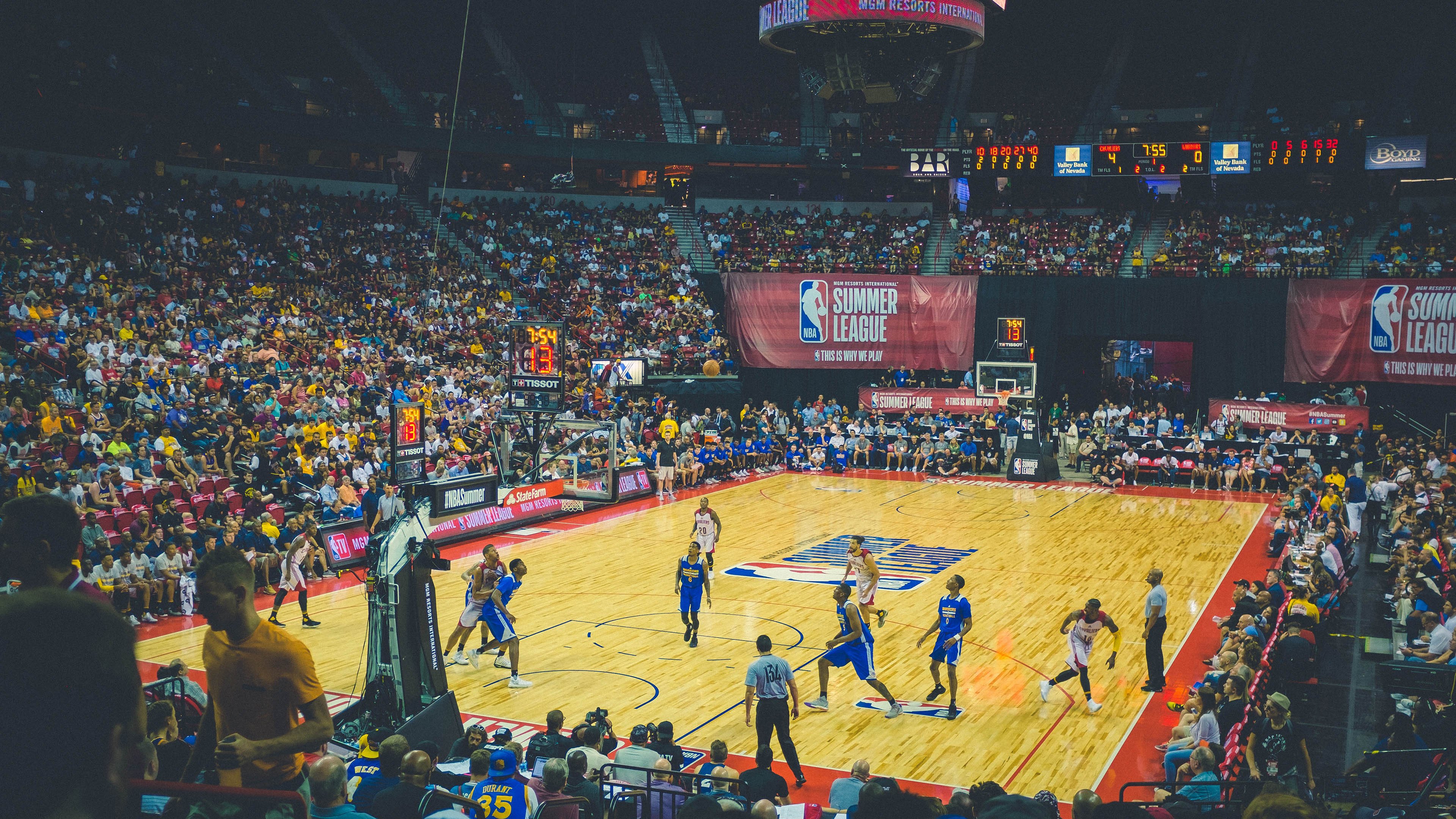 九游app下载中心-塞尔·拉恩：全黑队的“极限速度”，突破后总能精准找到队友